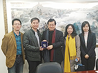 The delegation from the Ministry of Culture, Taiwan meets with Prof. Leung Yuen Sang (middle), Dean of Arts